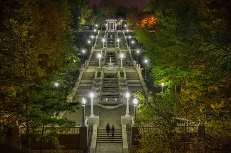 Valea Morilor Park